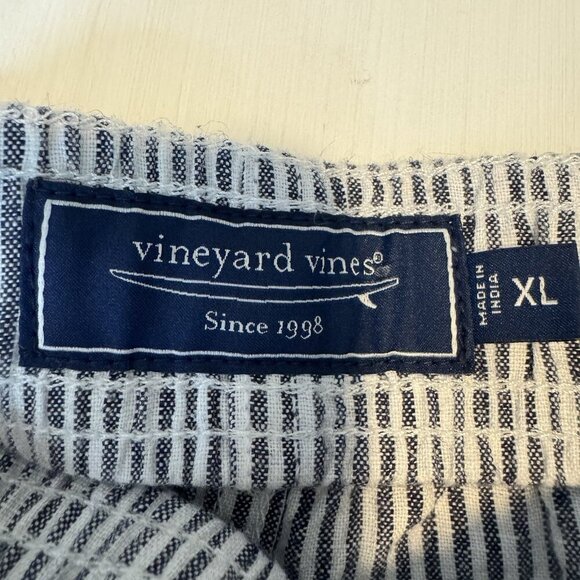 Vineyard Vines Shorts Men’s XL Drawstring Blue White Striped Casual 6” Inseam - Picture 2 of 7